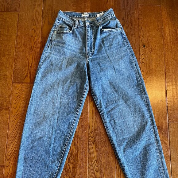 Silver Jeans Denim - Silver Jean Company Balloon Leg Jeans